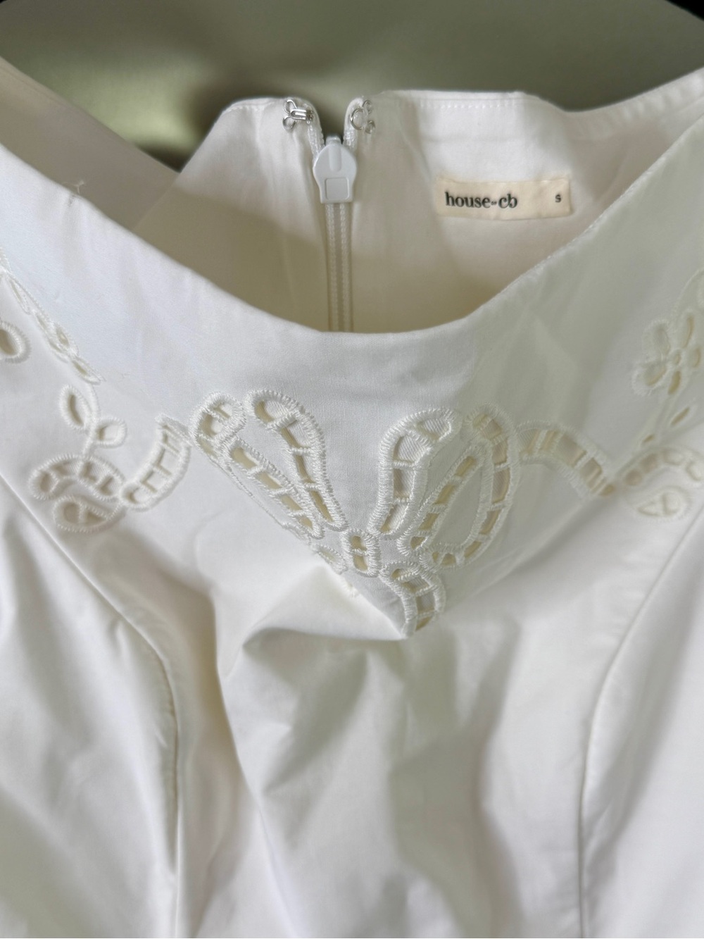 House of Cb LAUREN White Cotton Broderie Anglaise Boat Neck Maxi Dress - Picture 10 of 11